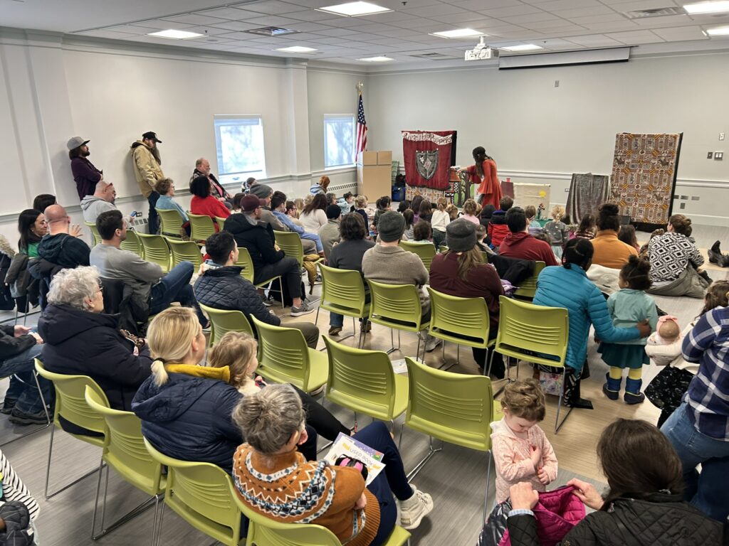 Full Audience at Rosalita's Puppets